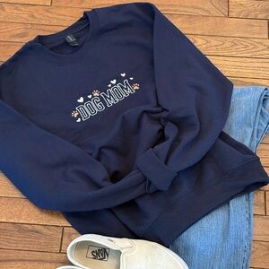 Handmade Machine Embroidery Navy 'Dog Mom' Sweatshirt